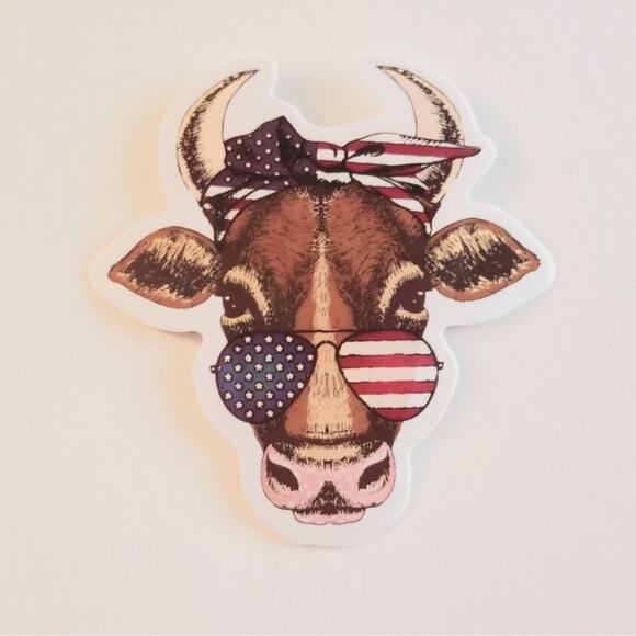 Patriotic Cow‎ Sticker - Picture 1 of 1